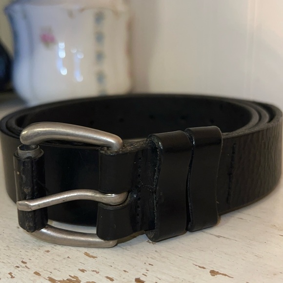 L.L. Bean Other - L.L. Bean made in England cowhide leather black vintage belt size 46